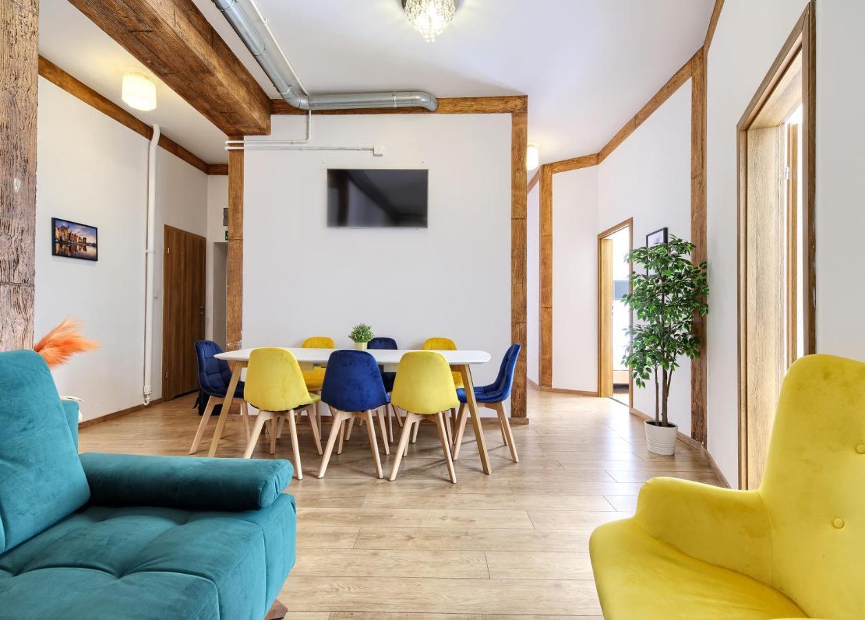 Happiness Holidays - Old Town Apartment グダニスク エクステリア 写真